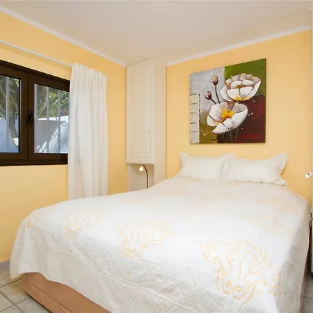 Colina Del Sol 1106 Daire *