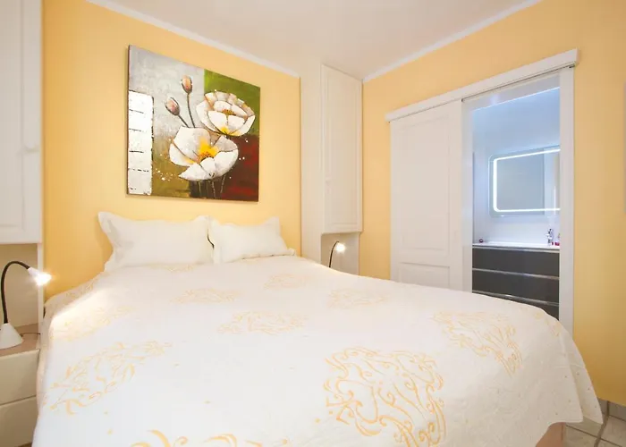 Colina Del Sol 1106 Appartement *